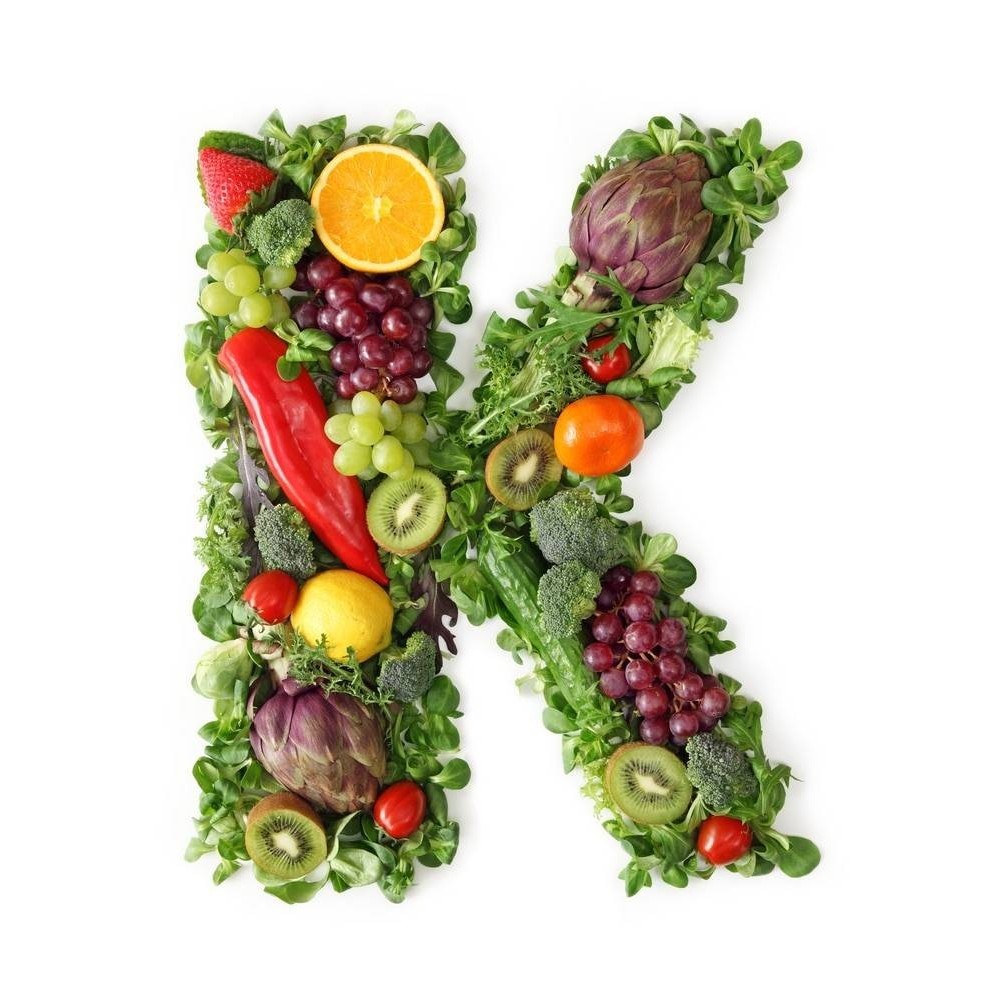 Biovea Vitamina K2 100mcg 30 Capsule Beneficii Vitamina K2: este benefica in ameliorarea bolilor de inima, intareste oasele, ame